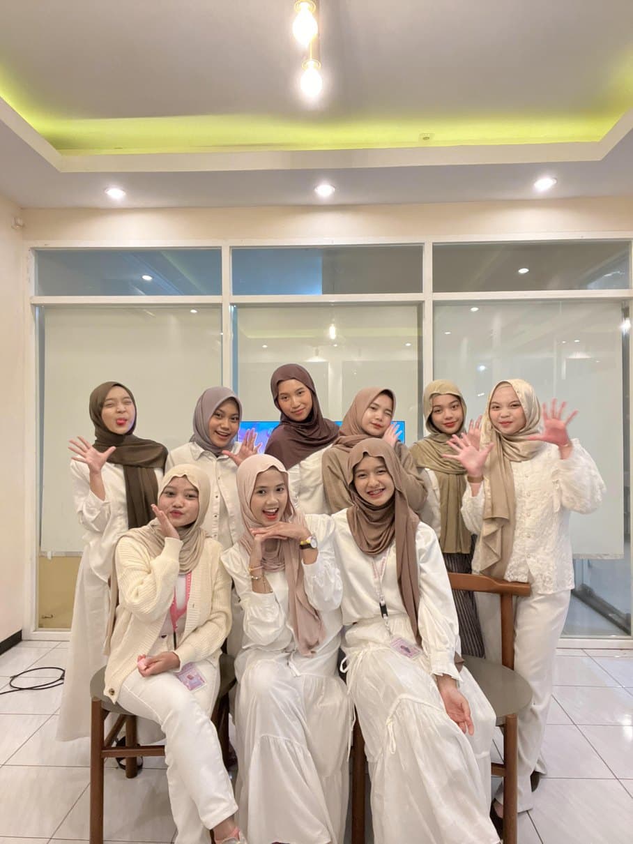Halcy Hijab content team during a shoot
